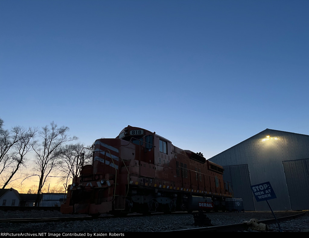 EJ&E at dusk